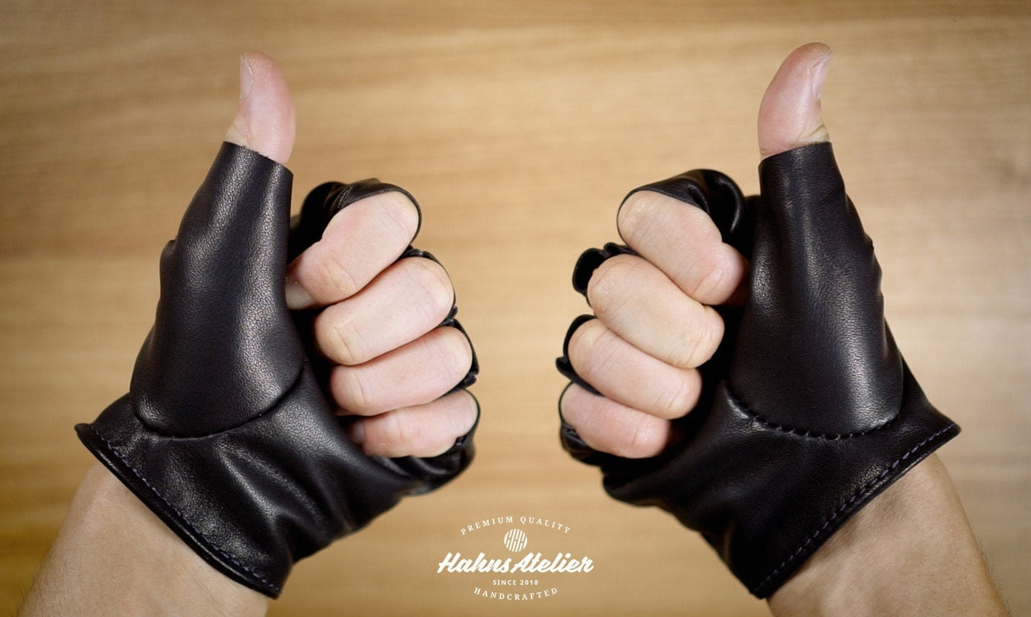 Driving Gloves PDF Pattern