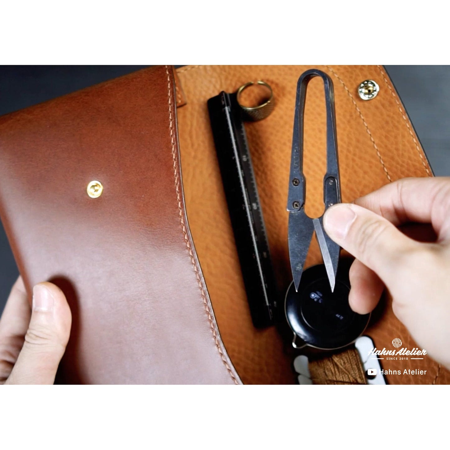 Simple Button Purse PDF Pattern